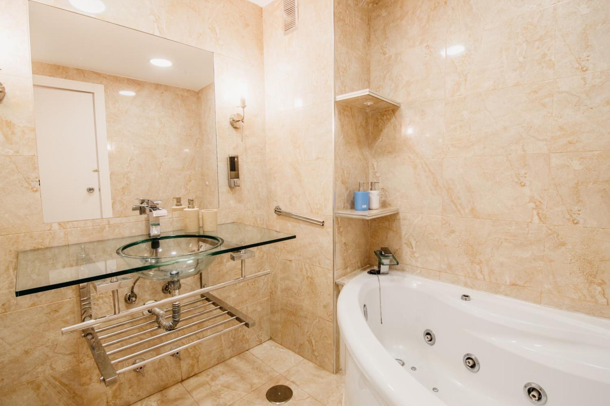 Tuguest Maria Luisa Apartment - Free Parking 格拉纳达 外观 照片
